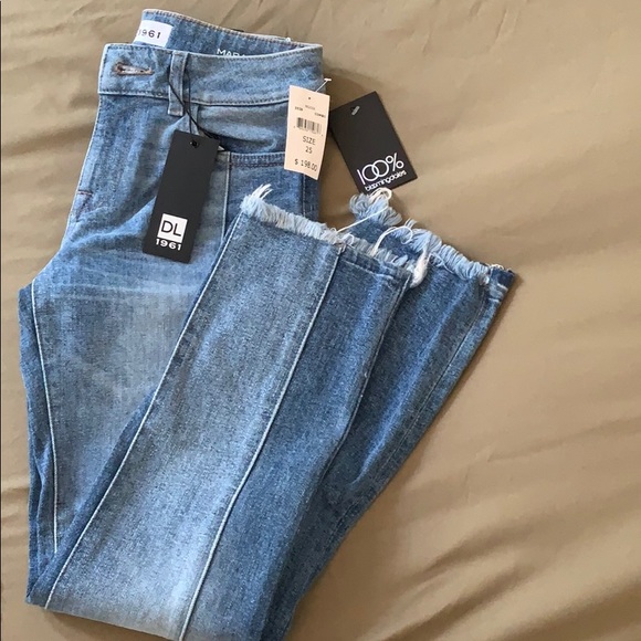 DL1961 Jeans - Picture 1 of 3